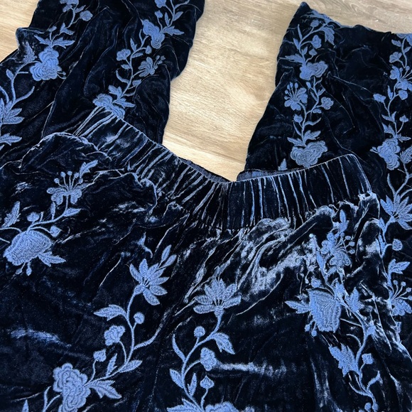 Johnny Was Renee Velvet Palazzo Pants Womens Blue Embroidered Western medium - Picture 5 of 8